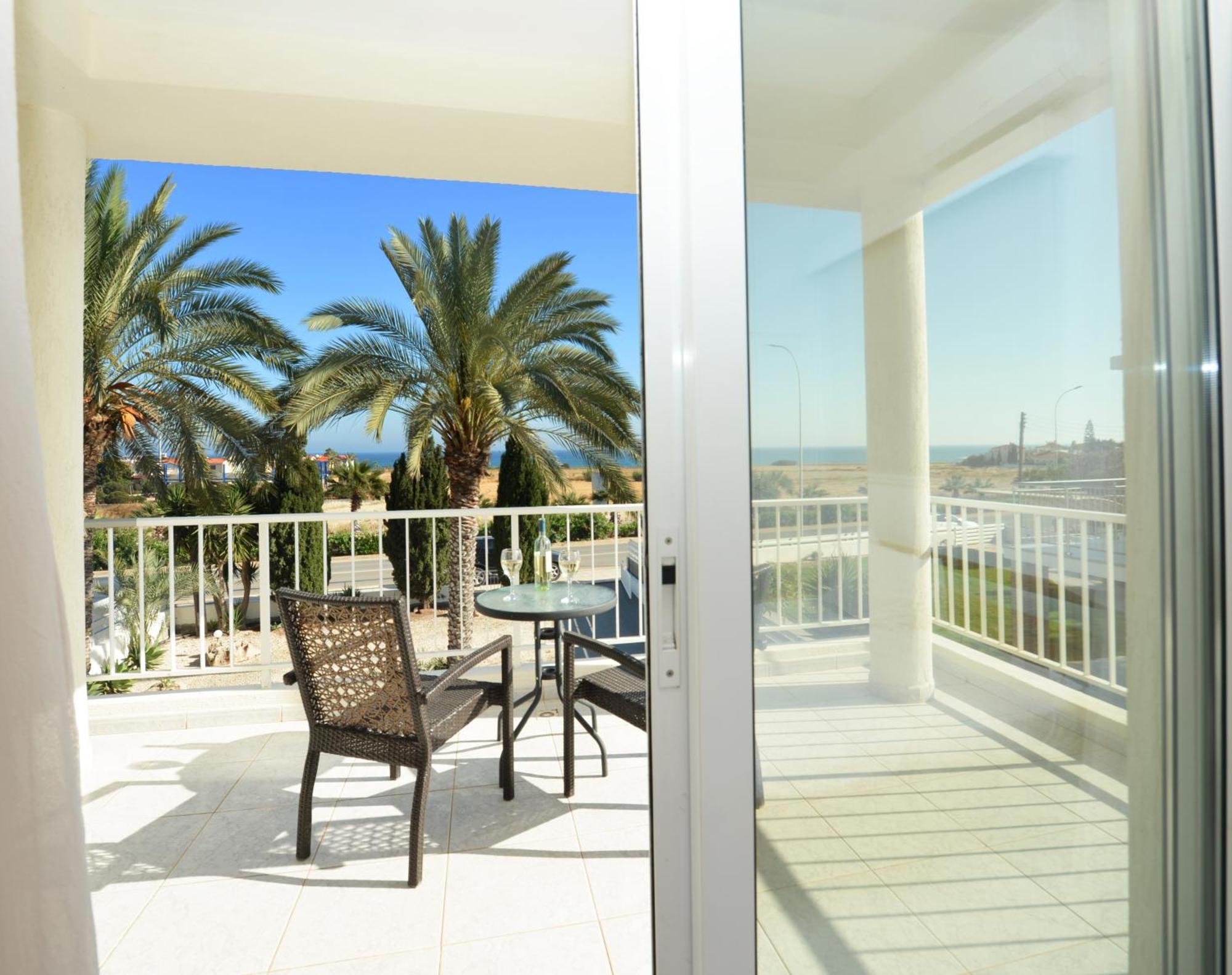Villa Chloe Ayia Napa Exterior photo